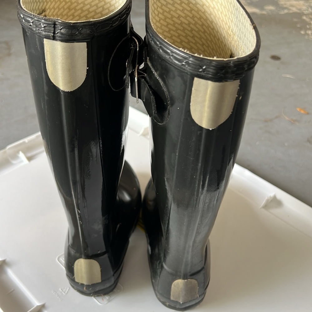Hunter Glossy Black Tall Boots - Picture 3 of 4